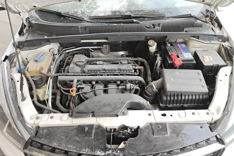 Used Chery Arrizo 5 2017 1.5L CVT Fashion Edition Engine Bay