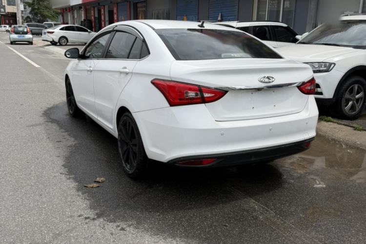 Used Chery Arrizo 5 2017 1.5L Manual Fashion Edition Exterior 2