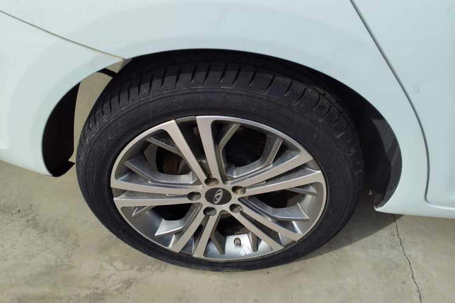 Used Chery Arrizo 5 2017 1.5L CVT Luxury Edition Exterior 4