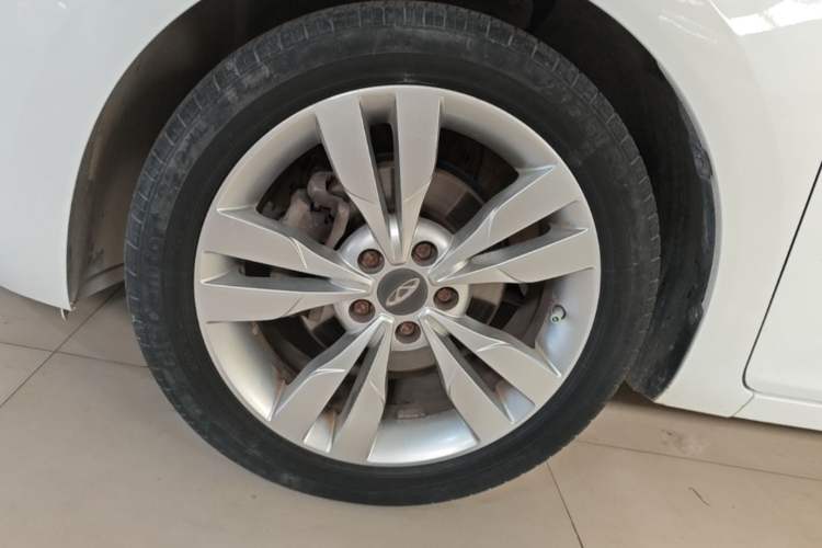 Used Chery Arrizo 5 2017 1.5L Manual Lingchao Edition Exterior 4