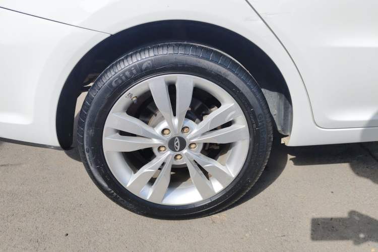 Used Chery Arrizo 5 2017 1.5L Manual Lingchao Edition Exterior 5