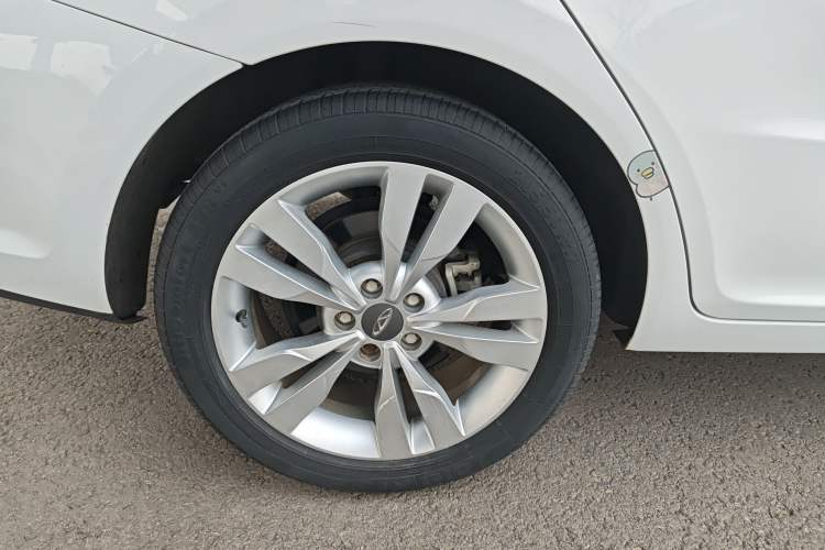 Used Chery Arrizo 5 2017 1.5L Manual Lingchao Edition Exterior 5