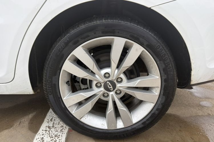 Used Chery Arrizo 5 2017 1.5L CVT Trendsetting Edition Exterior 7