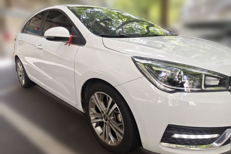 Used Chery Arrizo 5 2017 1.5L Manual Luxury Edition Front Right 45 Deg
