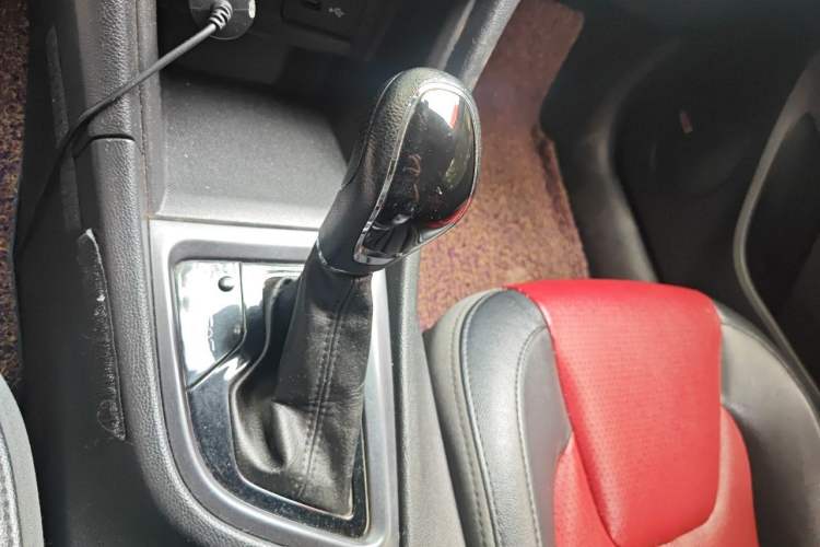 Used Chery Arrizo 5 2017 1.5L CVT Fashion Edition Gear Lever