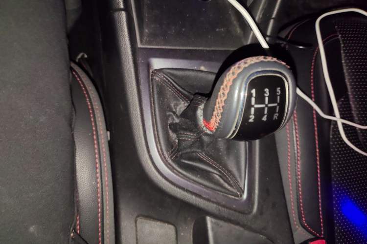 Used Chery Arrizo 5 2017 1.5L Manual Lingchao Edition Gear Lever