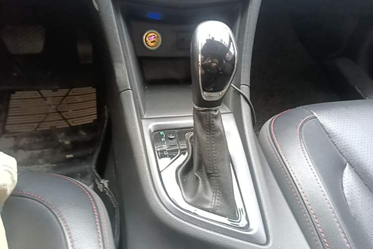 Used Chery Arrizo 5 2017 1.5L CVT Elite Edition Gear Lever