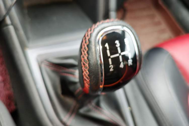 Used Chery Arrizo 5 2017 SPORT 1.5T Manual Fashion Edition Gear Lever