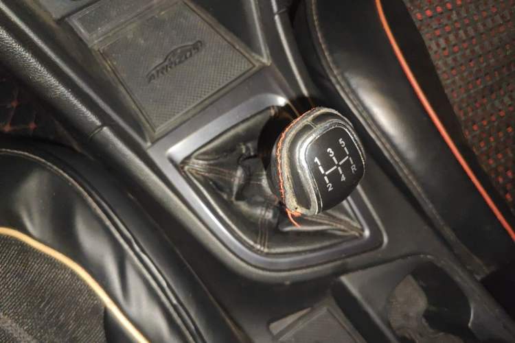 Used Chery Arrizo 5 2017 1.5L Manual Lingchao Edition Gear Lever