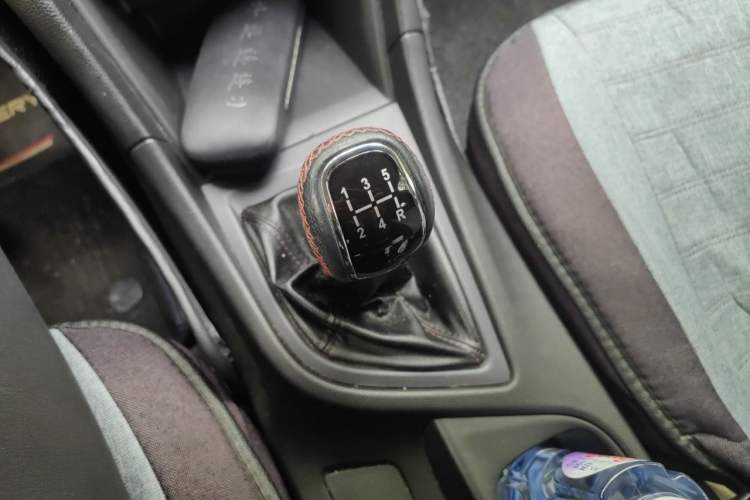 Used Chery Arrizo 5 2017 1.5L Manual Lingchao Edition Gear Lever