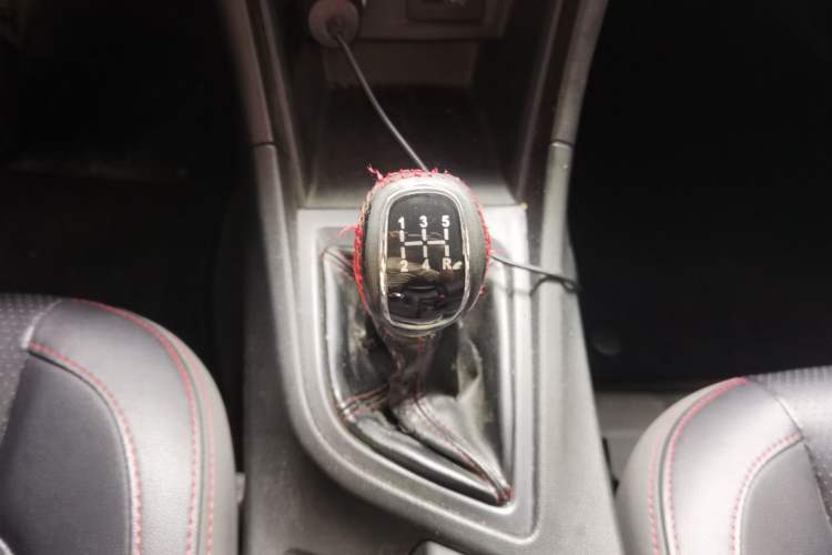 Used Chery Arrizo 5 2017 1.5L Manual Lingchao Edition Gear Lever