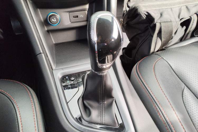 Used Chery Arrizo 5 2017 1.5L CVT Luxury Edition Gear Lever