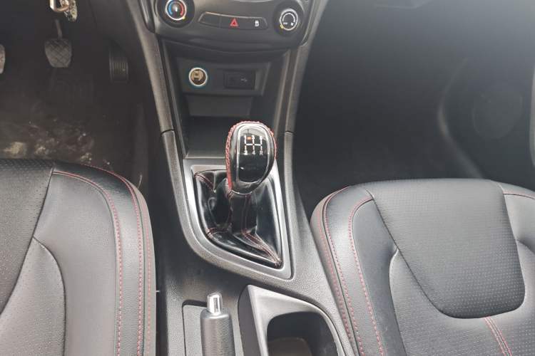 Used Chery Arrizo 5 2017 1.5L Manual Lingchao Edition Gear Lever