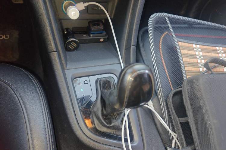 Used Chery Arrizo 5 2017 SPORT 1.5T CVT Luxury Edition Gear Lever