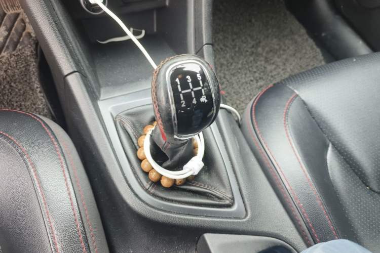 Used Chery Arrizo 5 2017 1.5L Manual Elite Edition Gear Lever