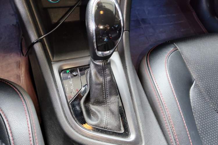 Used Chery Arrizo 5 2017 1.5L CVT Luxury Edition Gear Lever