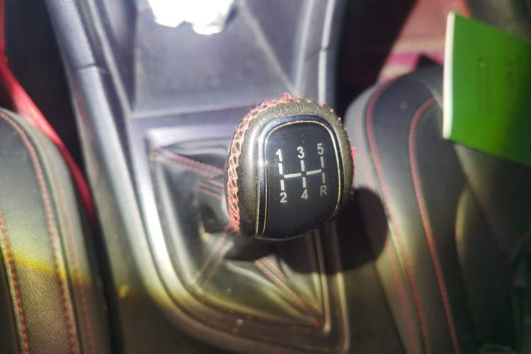 Used Chery Arrizo 5 2017 1.5L Manual Lingchao Edition Gear Lever
