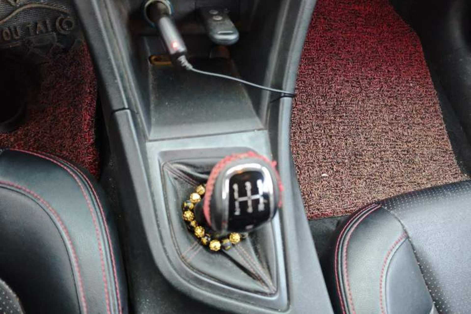 Used Chery Arrizo 5 2017 1.5L Manual Lingchao Edition Gear Lever