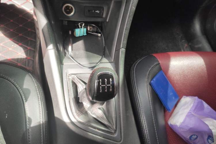 Used Chery Arrizo 5 2017 1.5L Manual Fashion Edition Gear Lever