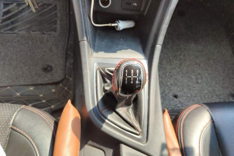 Used Chery Arrizo 5 2017 1.5L Manual Lingchao Edition Gear Lever