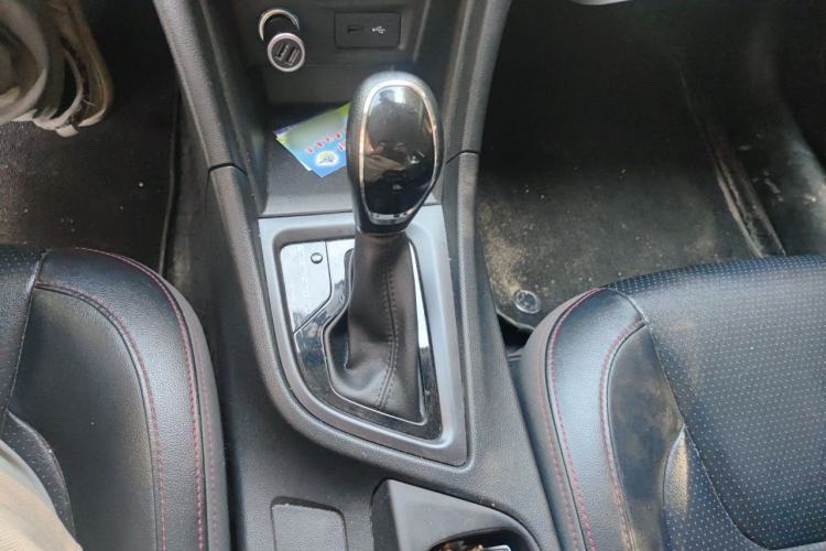 Used Chery Arrizo 5 2017 1.5L CVT Luxury Edition Gear Lever