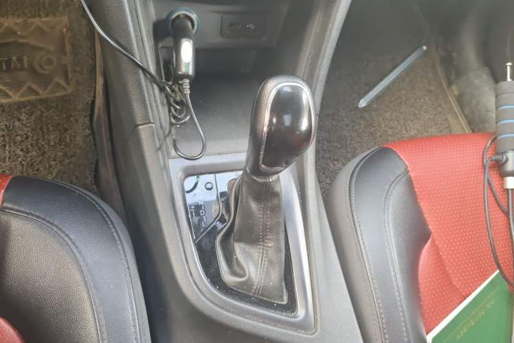 Used Chery Arrizo 5 2017 1.5L CVT Luxury Edition Gear Lever