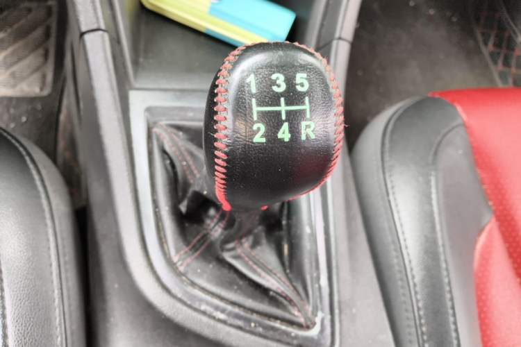 Used Chery Arrizo 5 2017 1.5L Manual Luxury Edition Gear Lever