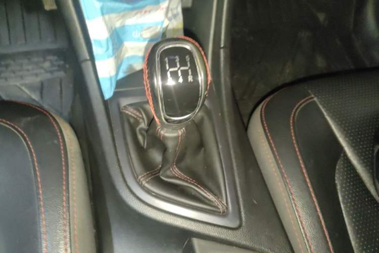 Used Chery Arrizo 5 2017 1.5L Manual Lingchao Edition Gear Lever
