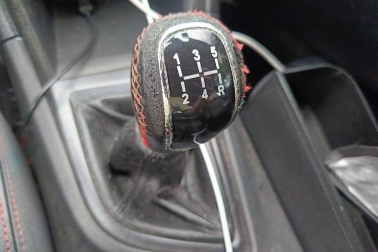 Used Chery Arrizo 5 2017 1.5L Manual Lingchao Edition Gear Lever