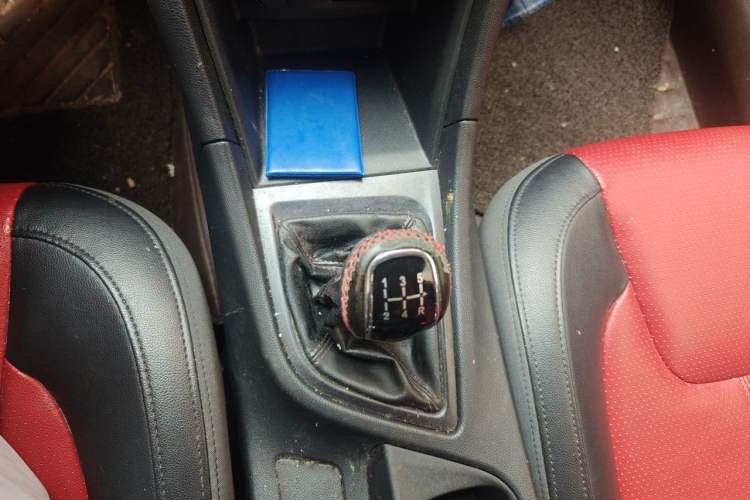Used Chery Arrizo 5 2017 1.5L Manual Luxury Edition Gear Lever