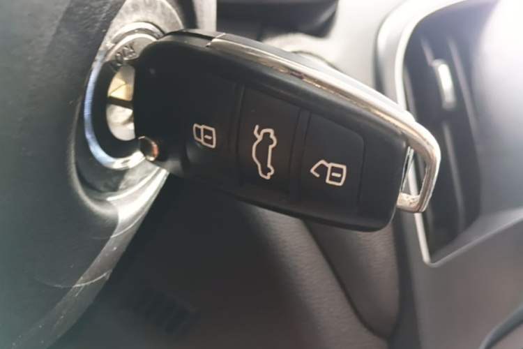 Used Chery Arrizo 5 2017 1.5L CVT Trendsetting Edition Interior 1