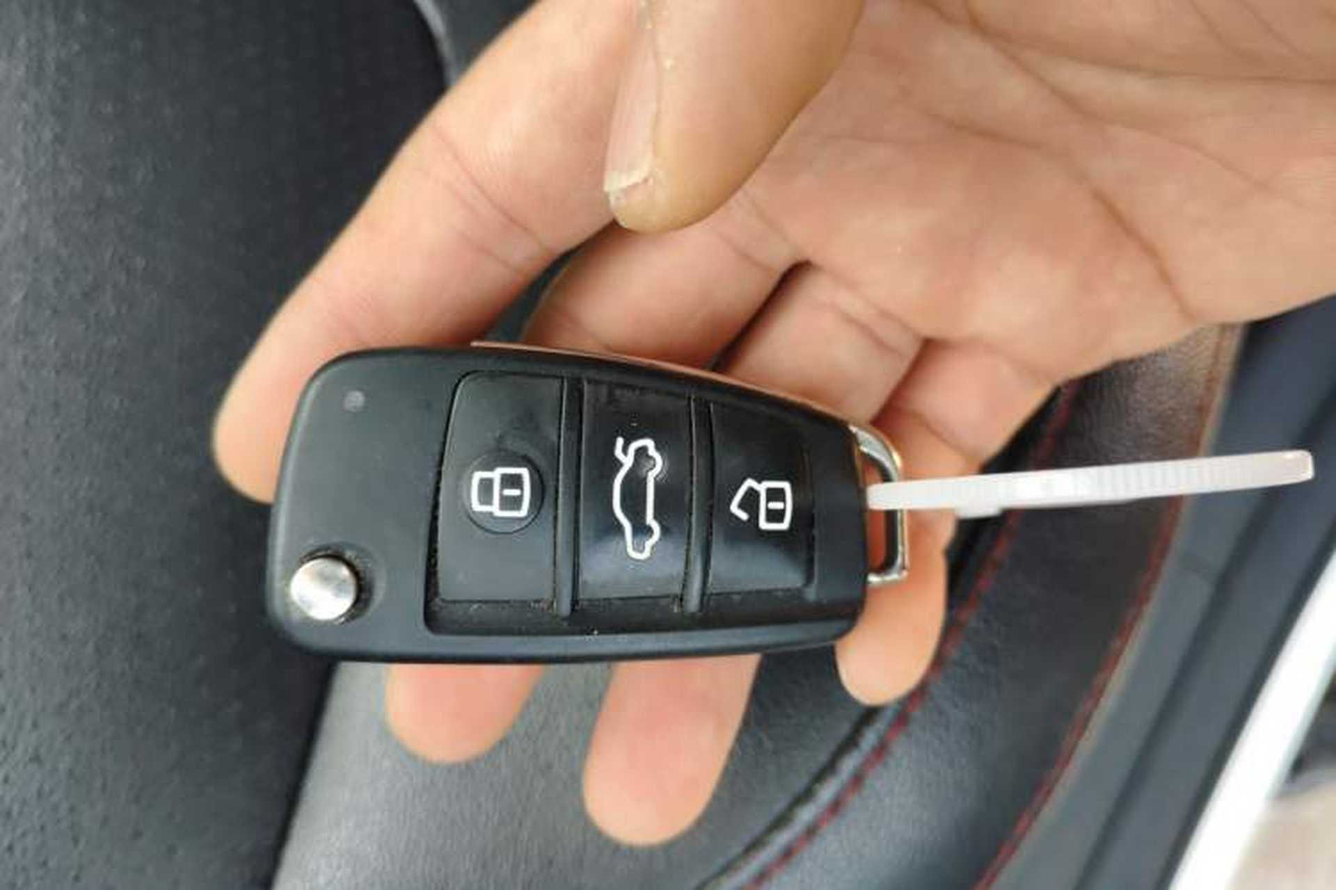 Used Chery Arrizo 5 2017 1.5L Manual Lingchao Edition Interior 1