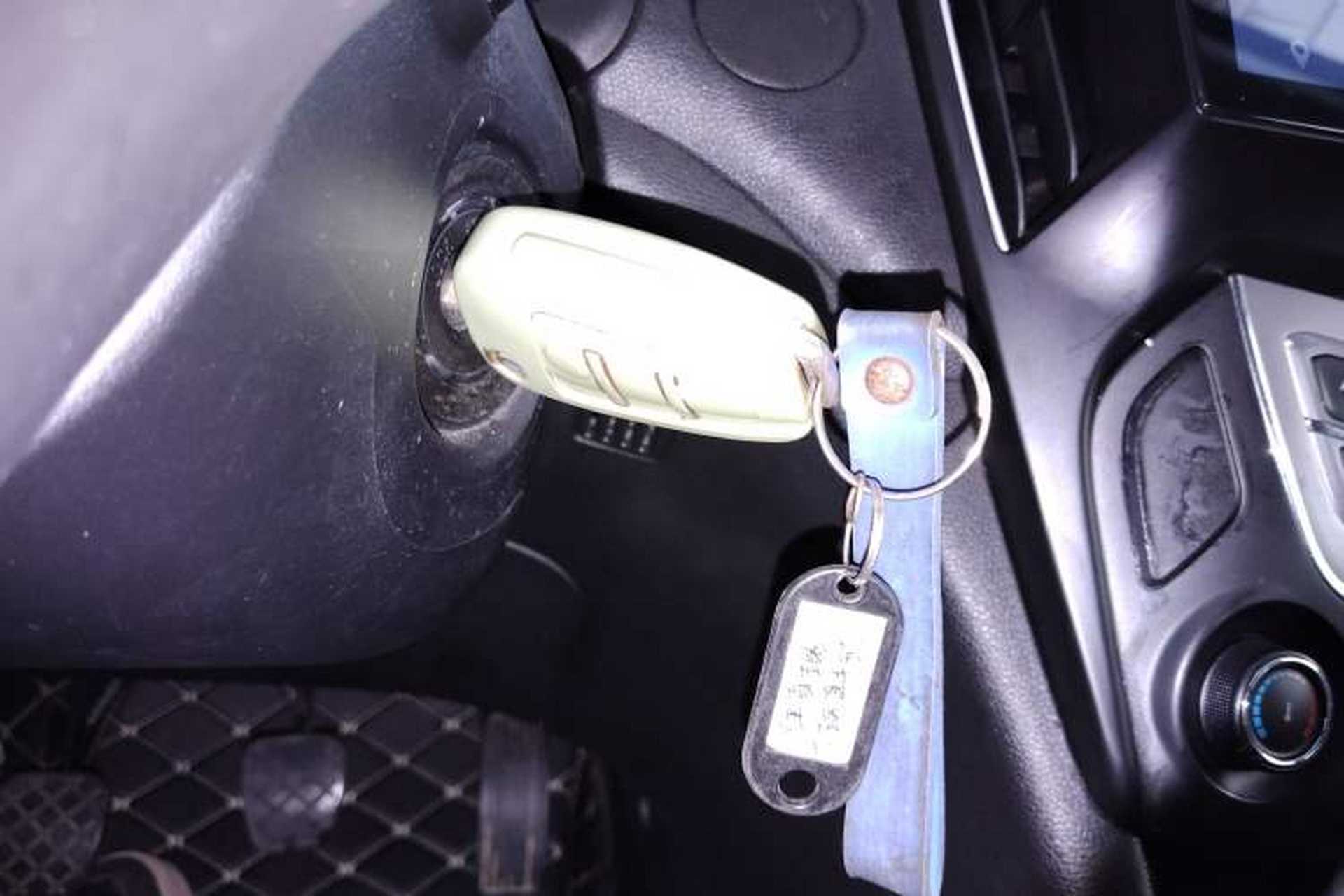 Used Chery Arrizo 5 2017 1.5L Manual Lingchao Edition Interior 1