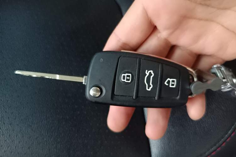 Used Chery Arrizo 5 2017 1.5L Manual Luxury Edition Interior 1