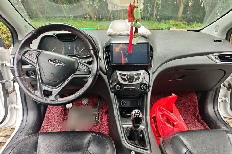 Used Chery Arrizo 5 2017 1.5L Manual Lingchao Edition Interior 2