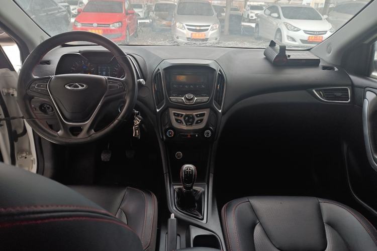 Used Chery Arrizo 5 2017 1.5L Manual Lingchao Edition Interior 2