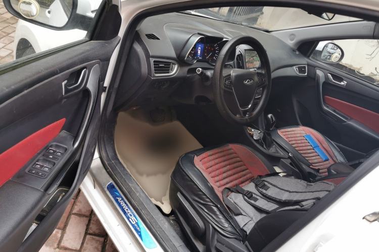 Used Chery Arrizo 5 2017 SPORT 1.5T CVT Prestige Edition Interior 3
