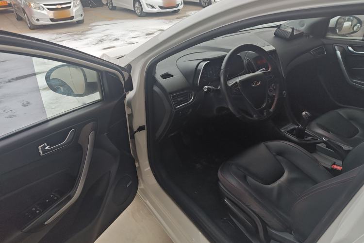 Used Chery Arrizo 5 2017 1.5L Manual Lingchao Edition Interior 3