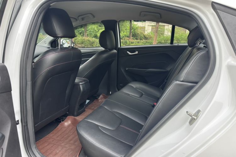 Used Chery Arrizo 5 2017 1.5L Manual Lingchao Edition Interior 3