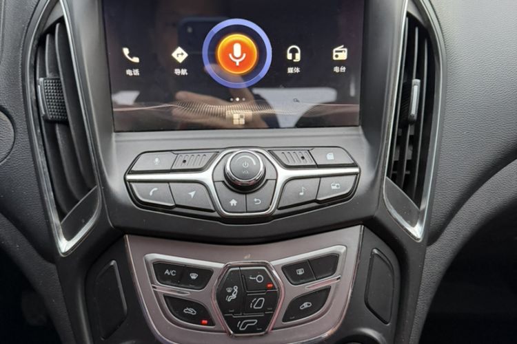 Used Chery Arrizo 5 2017 1.5L Manual Fashion Edition Interior 3