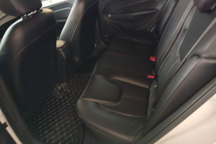 Used Chery Arrizo 5 2017 1.5L Manual Lingchao Edition Interior 4