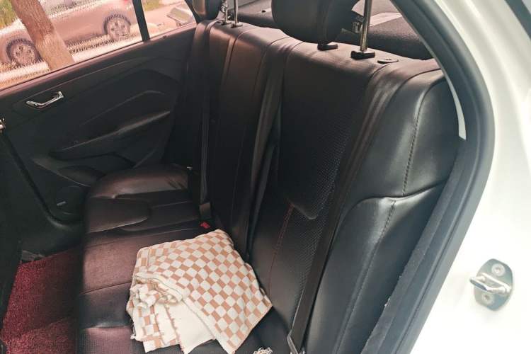 Used Chery Arrizo 5 2017 1.5L Manual Lingchao Edition Interior 4