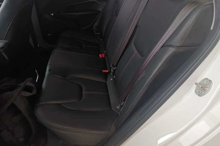 Used Chery Arrizo 5 2017 1.5L Manual Lingchao Edition Interior 4