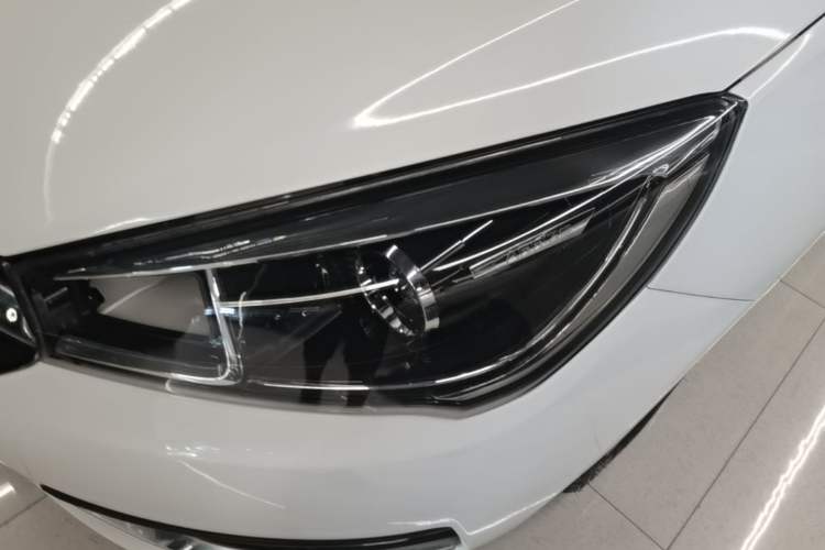 Used Chery Arrizo 5 2017 1.5L CVT Trendsetting Edition Left Front Headlight