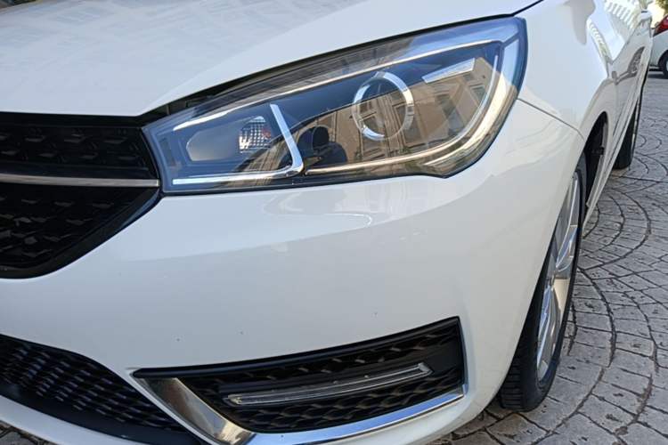Used Chery Arrizo 5 2017 1.5L Manual Fashion Edition Left Front Headlight