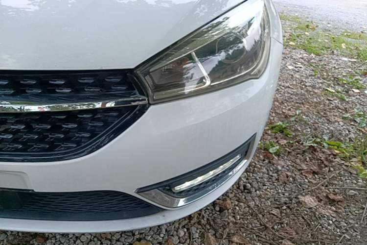 Used Chery Arrizo 5 2017 1.5L CVT Trendsetting Edition Left Front Headlight