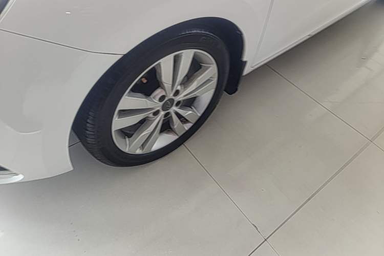Used Chery Arrizo 5 2017 1.5L Manual Lingchao Edition Left Front Wheel Hub