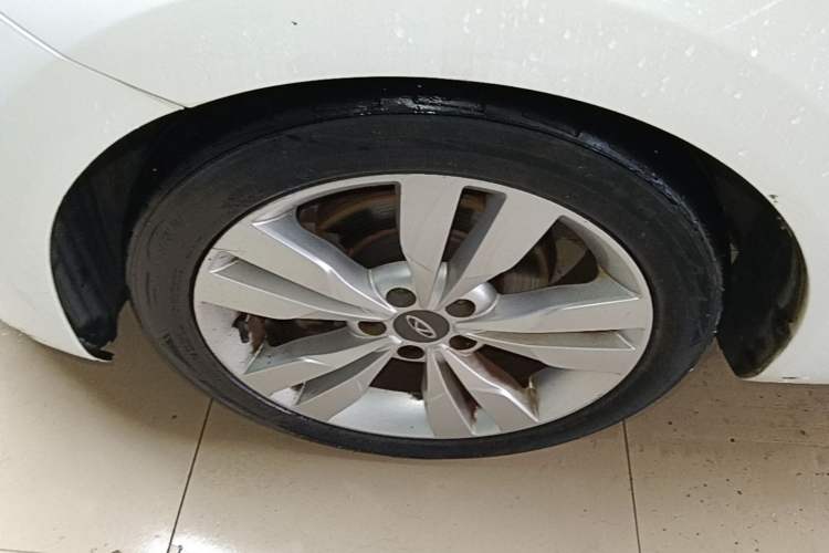 Used Chery Arrizo 5 2017 1.5L CVT Fashion Edition Left Front Wheel Hub