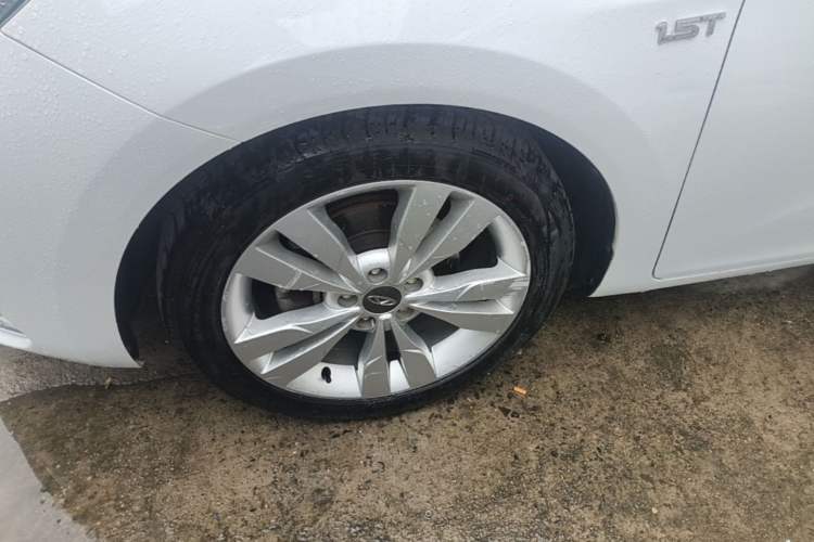 Used Chery Arrizo 5 2017 SPORT 1.5T Manual Fashion Edition Left Front Wheel Hub