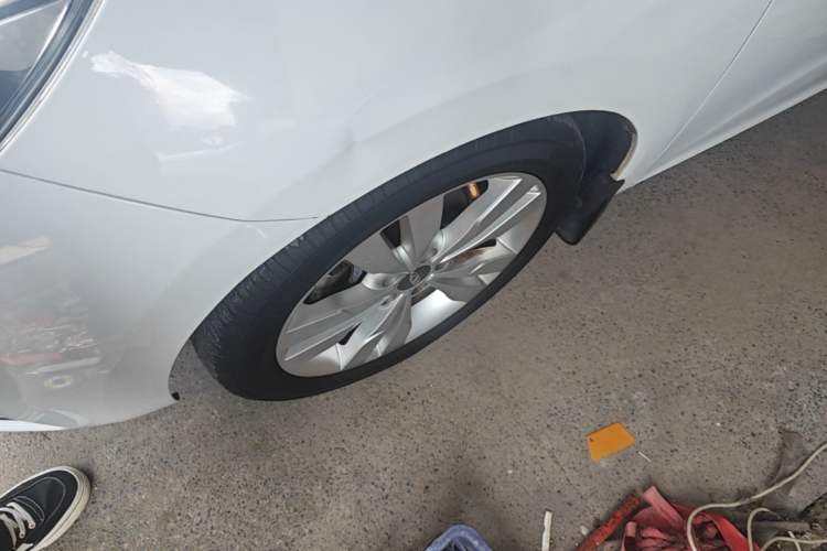 Used Chery Arrizo 5 2017 1.5L Manual Lingchao Edition Left Front Wheel Hub